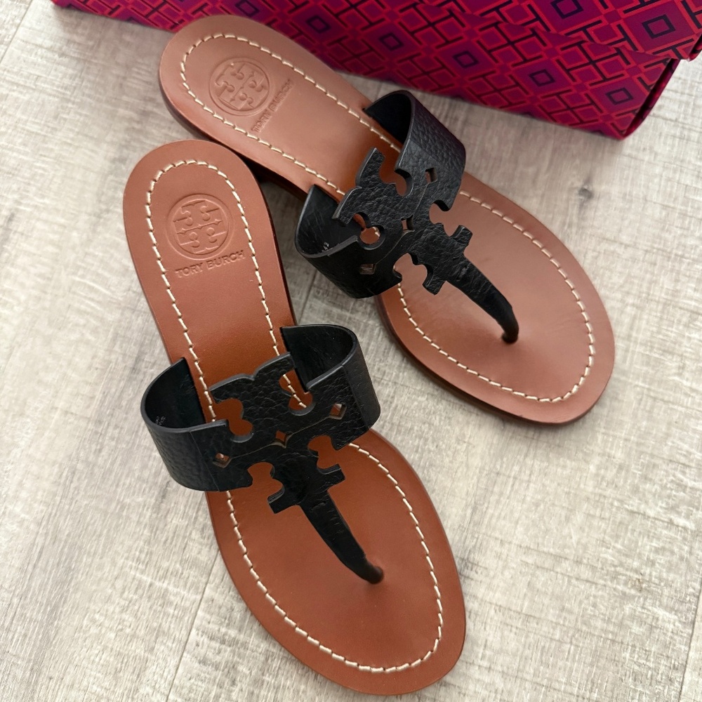 Tory Burch Moore Logo Thong City Sandal